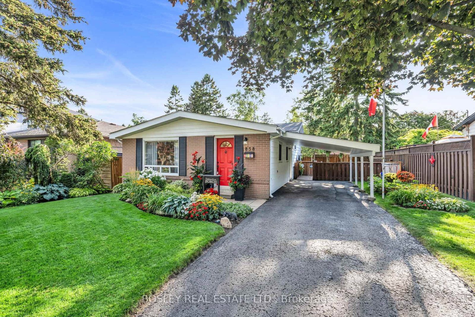 858 Modlin Road • Pickering, ON photo 3