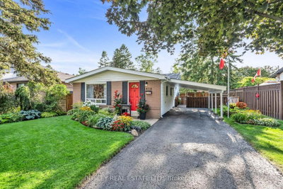 858 Modlin Road • Pickering, ON photo 3