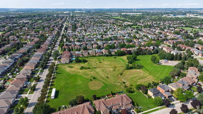 1910 Rossland Road E • Whitby, ON photo 8