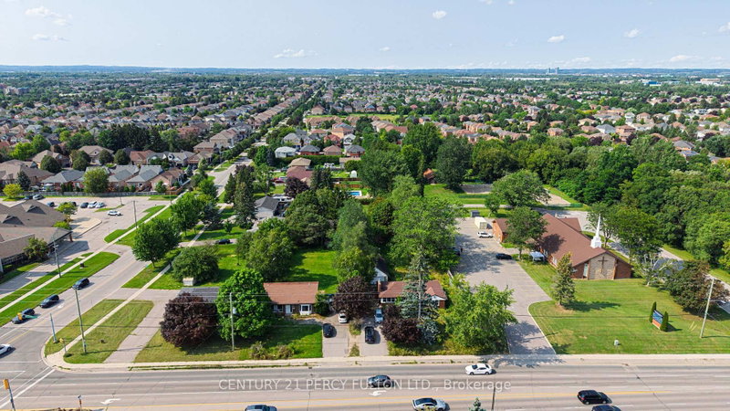1906 Rossland Road E