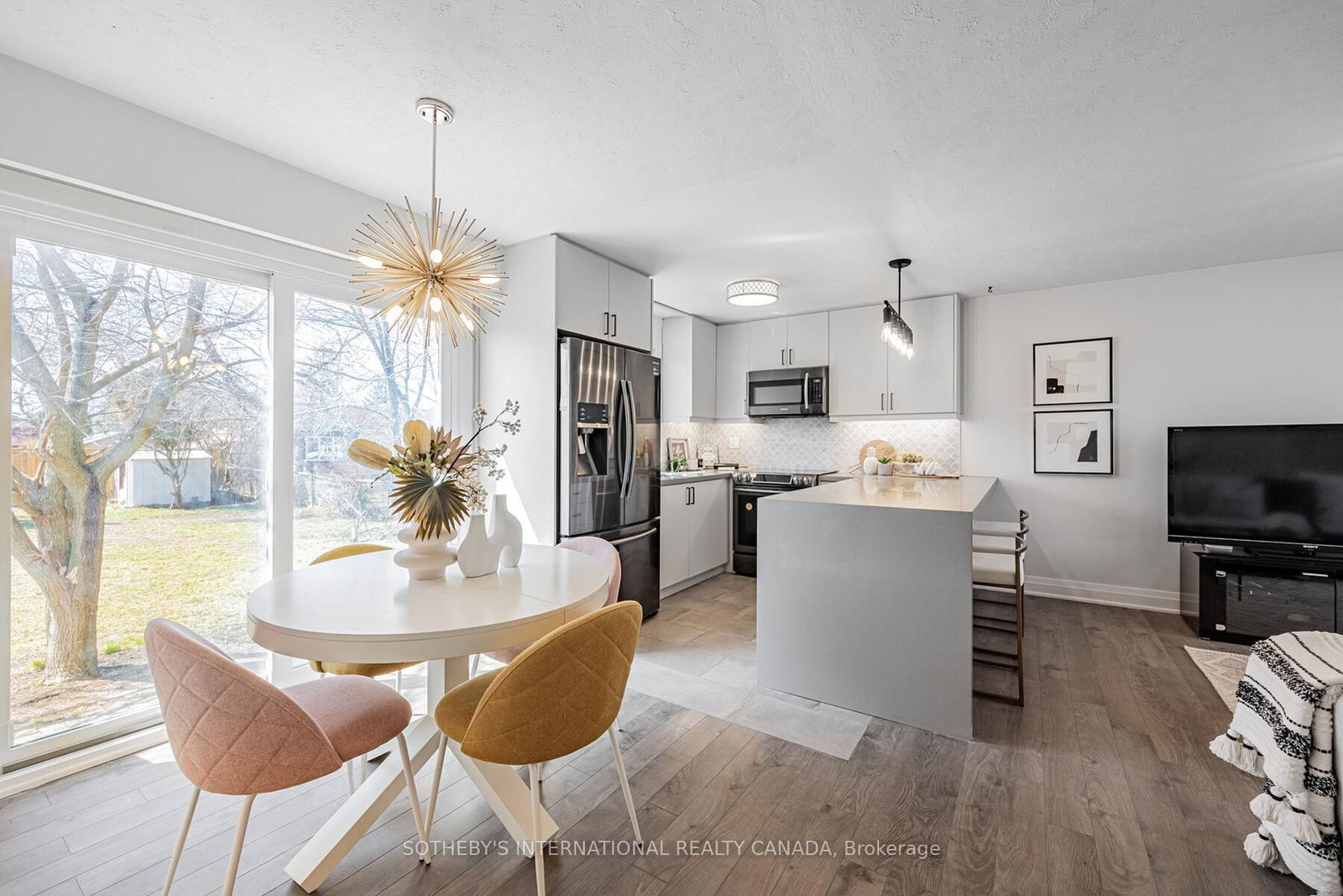 4075A Lawrence Avenue E • Toronto, ON photo 13
