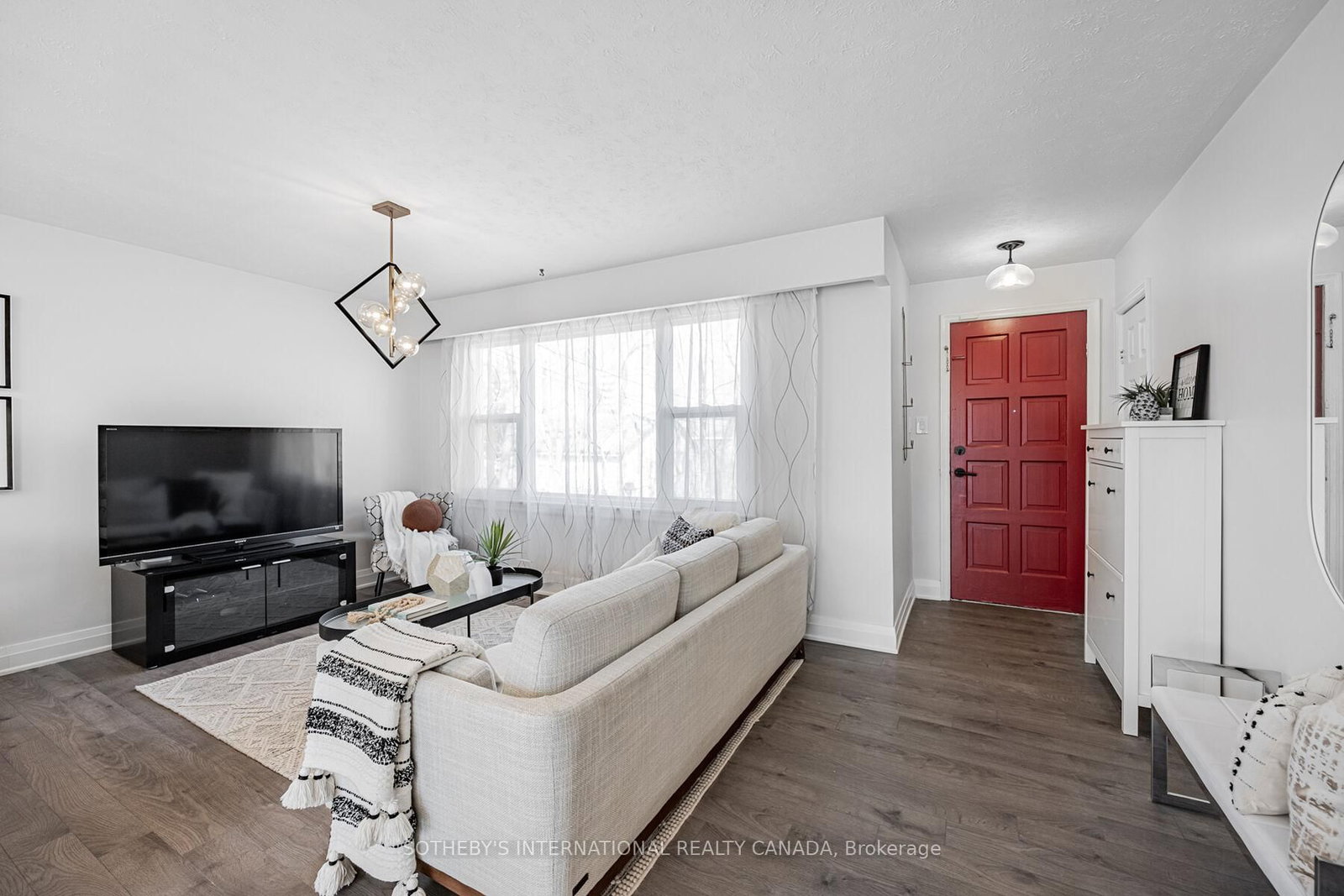 4075A Lawrence Avenue E • Toronto, ON photo 14