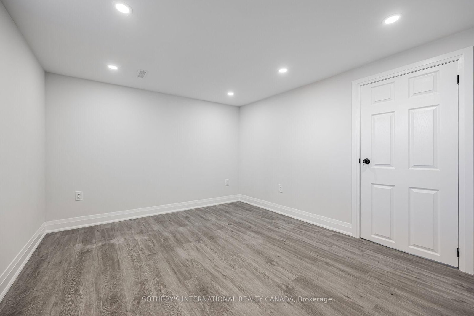 4075A Lawrence Avenue E • Toronto, ON photo 19