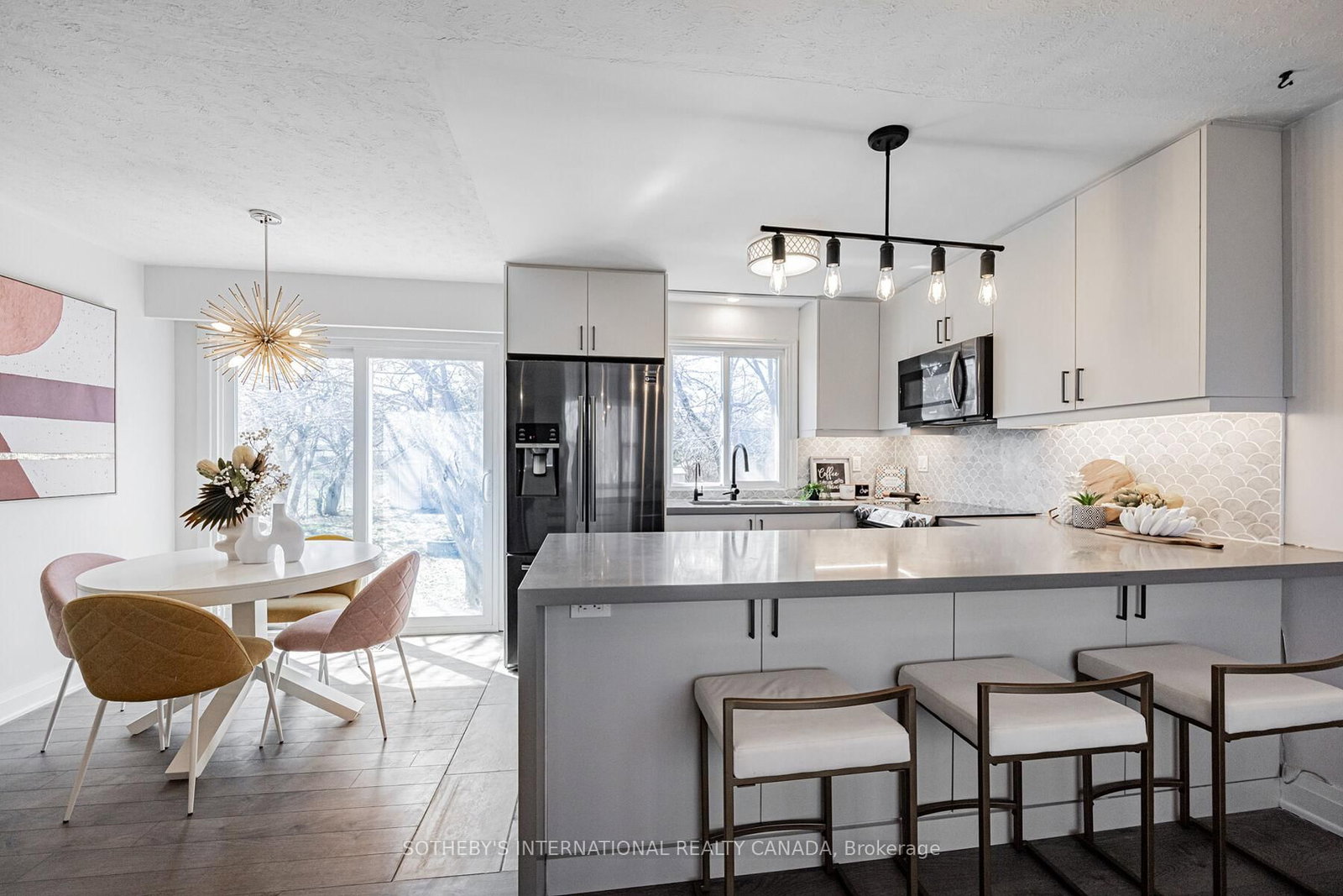 4075A Lawrence Avenue E • Toronto, ON photo 8