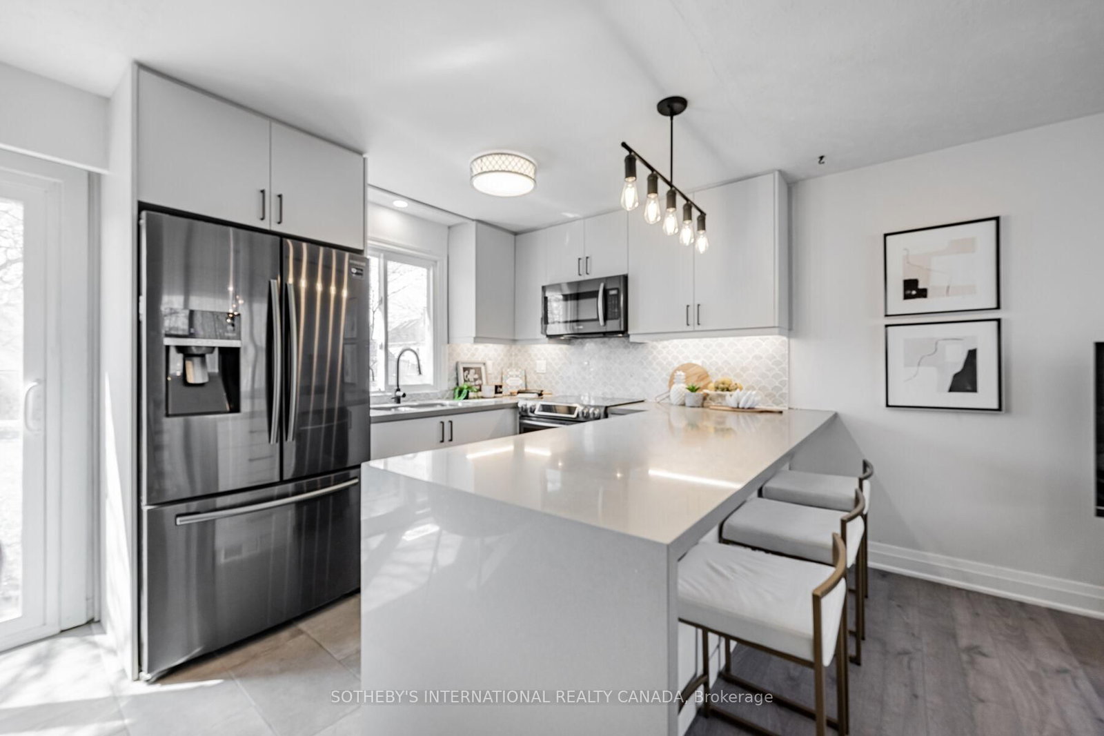 4075A Lawrence Avenue E • Toronto, ON photo 9