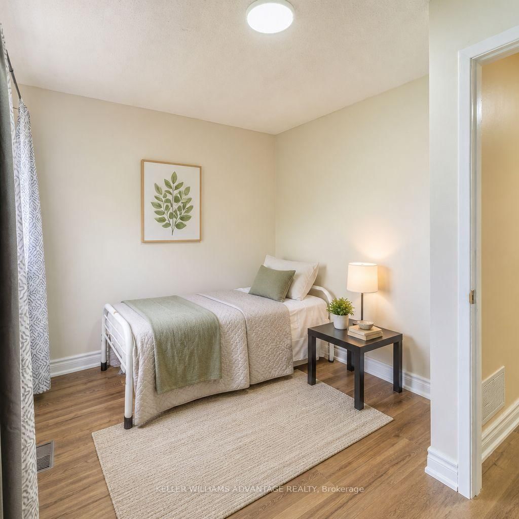 174 Homestead Road • Toronto, ON photo 11
