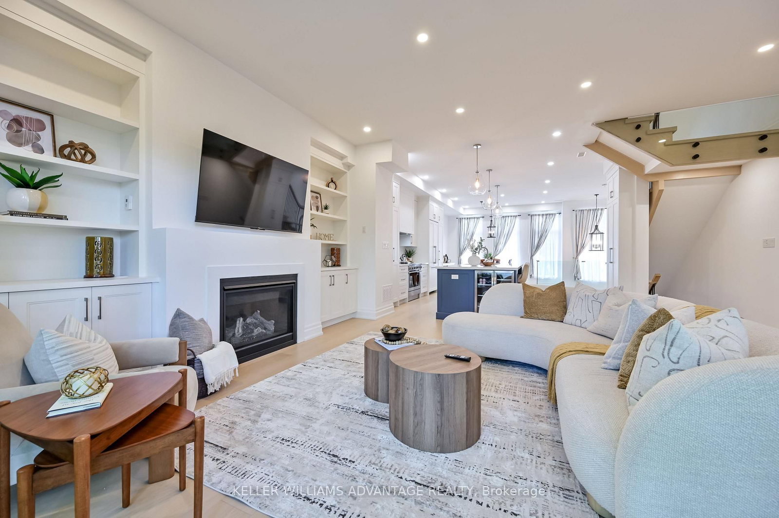 17 B Haig Avenue • Toronto, ON photo 13