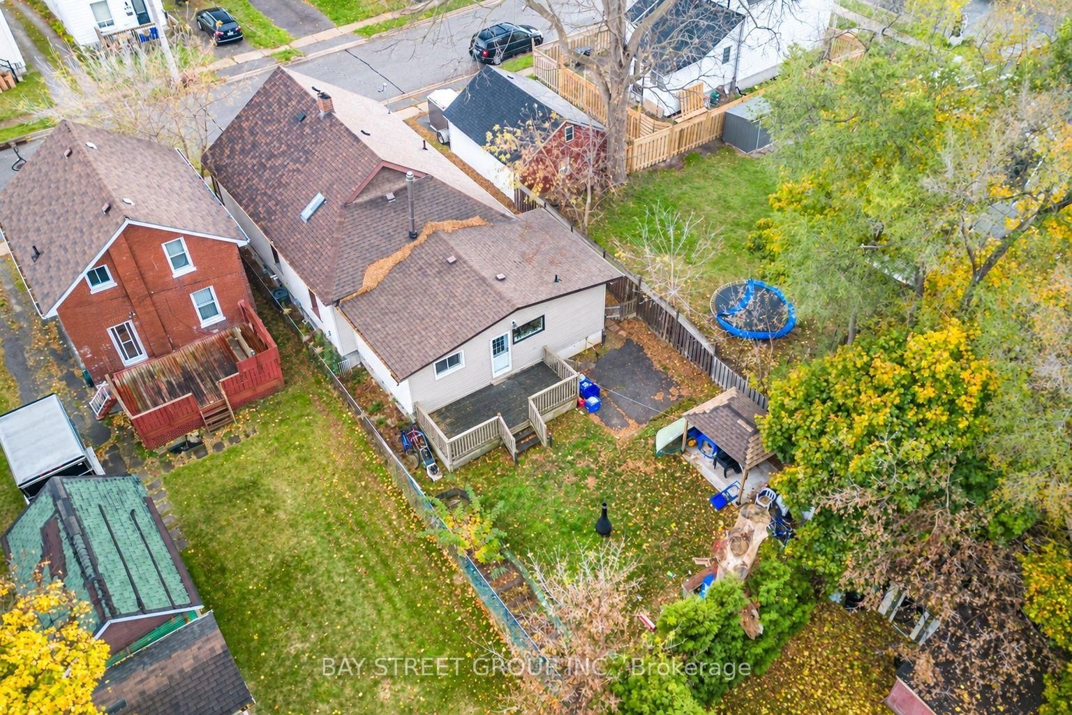 116 Summer Street • Oshawa, ON photo 2