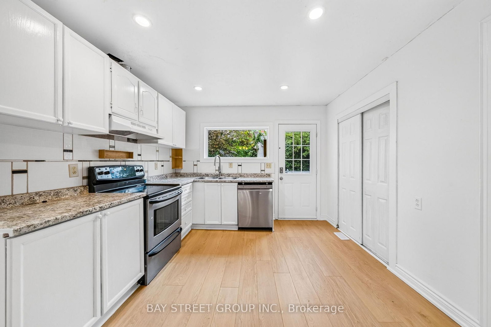 116 Summer Street • Oshawa, ON photo 21