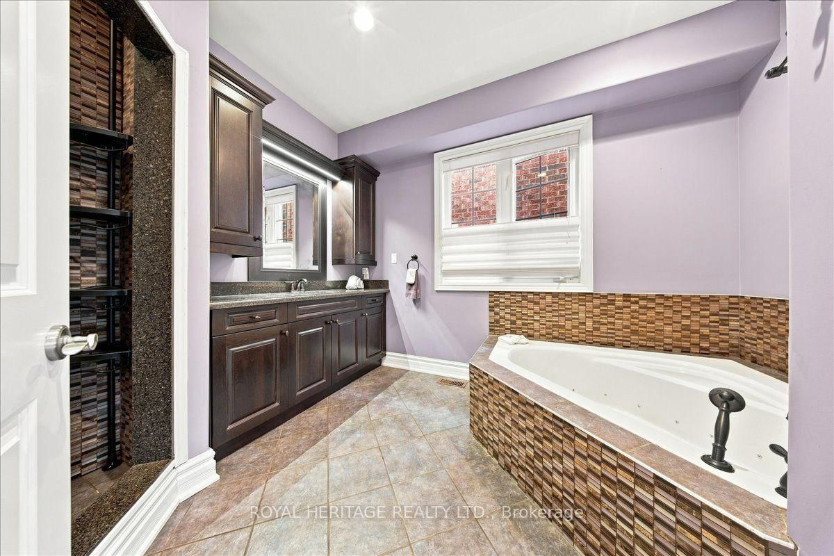 840 Stevenson Road • Oshawa, ON photo 26