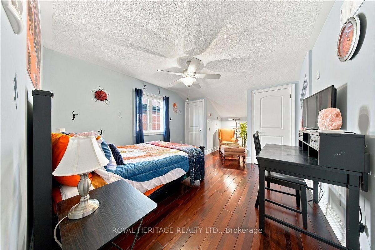 840 Stevenson Road • Oshawa, ON photo 32