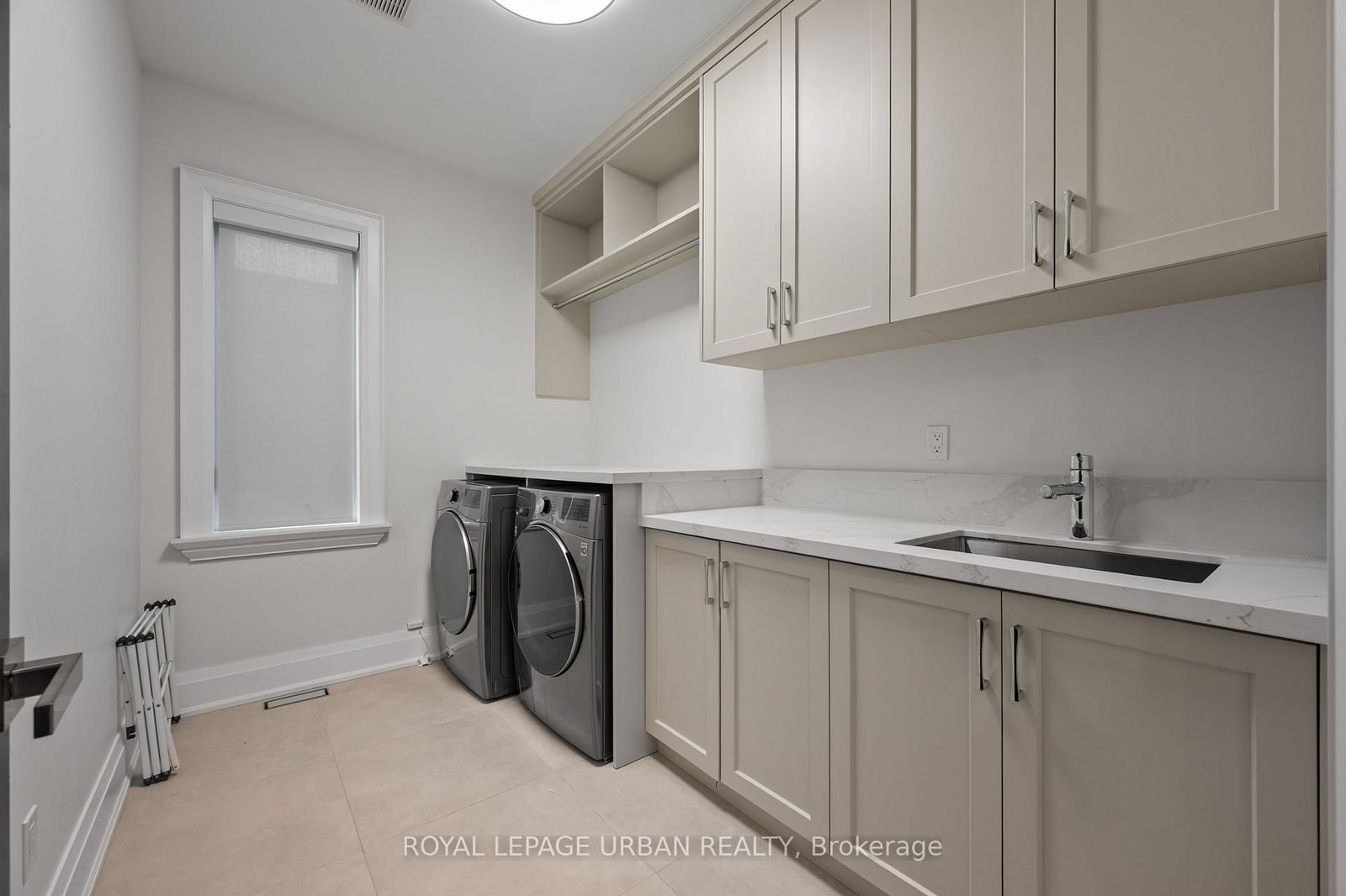 2540 St Clair Avenue E • Toronto, ON photo 35