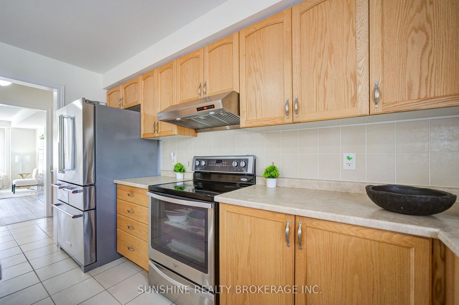 40 PRINGDALE GARDENS Circle • Toronto, ON photo 14