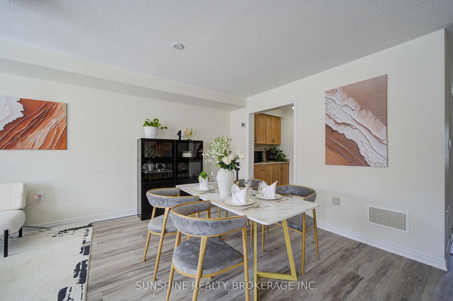 40 PRINGDALE GARDENS Circle • Toronto, ON photo 15