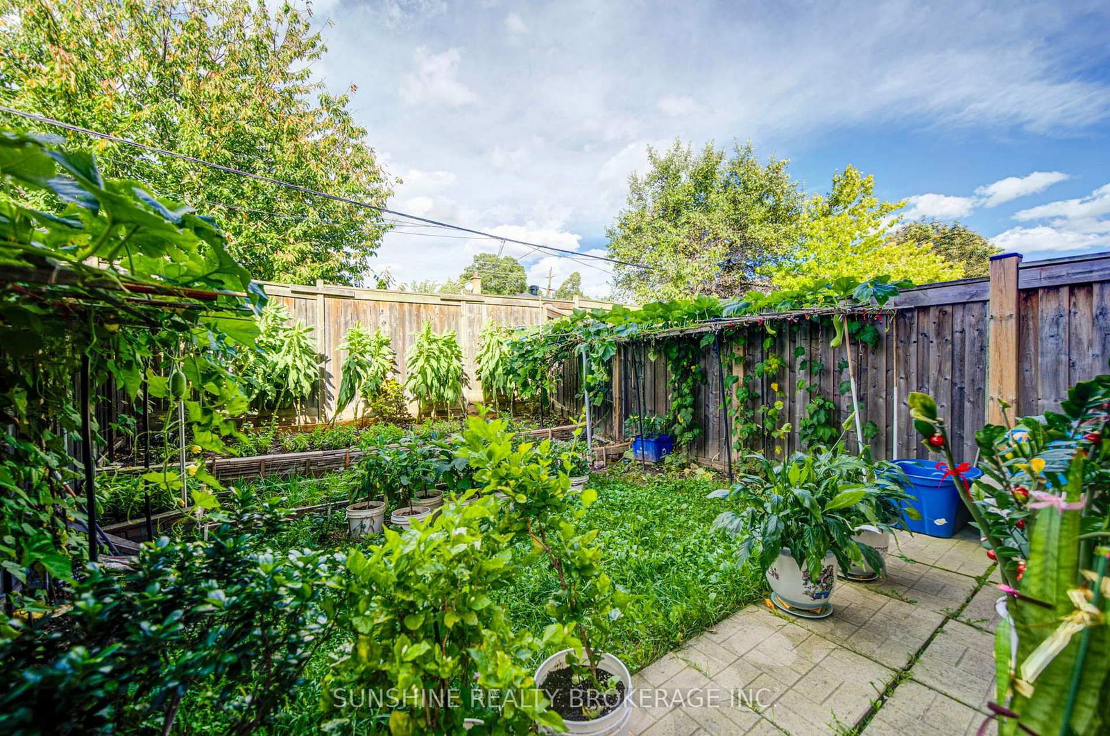 40 PRINGDALE GARDENS Circle • Toronto, ON photo 31