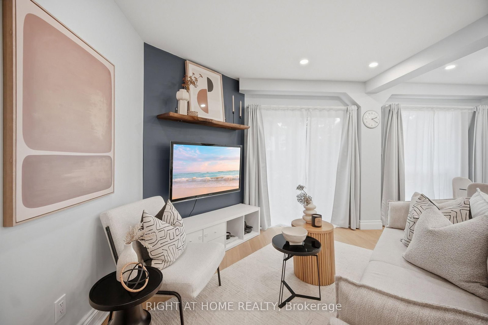 21 Dobson Drive • Ajax, ON photo 16