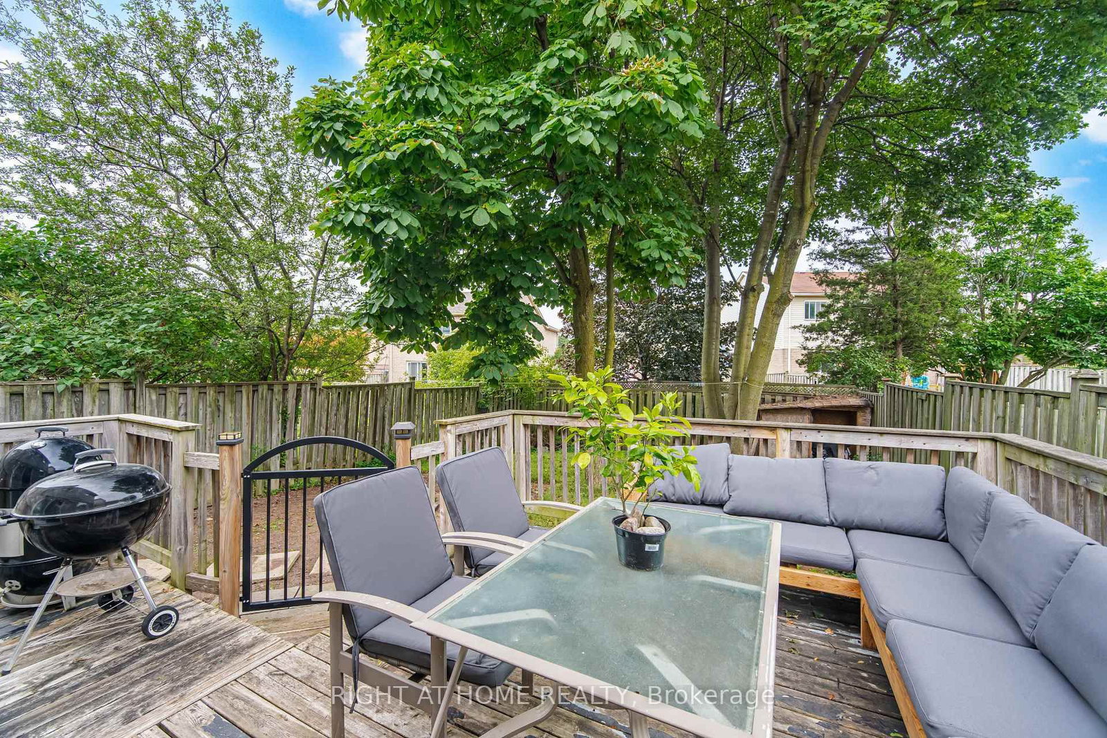 21 Dobson Drive • Ajax, ON photo 38