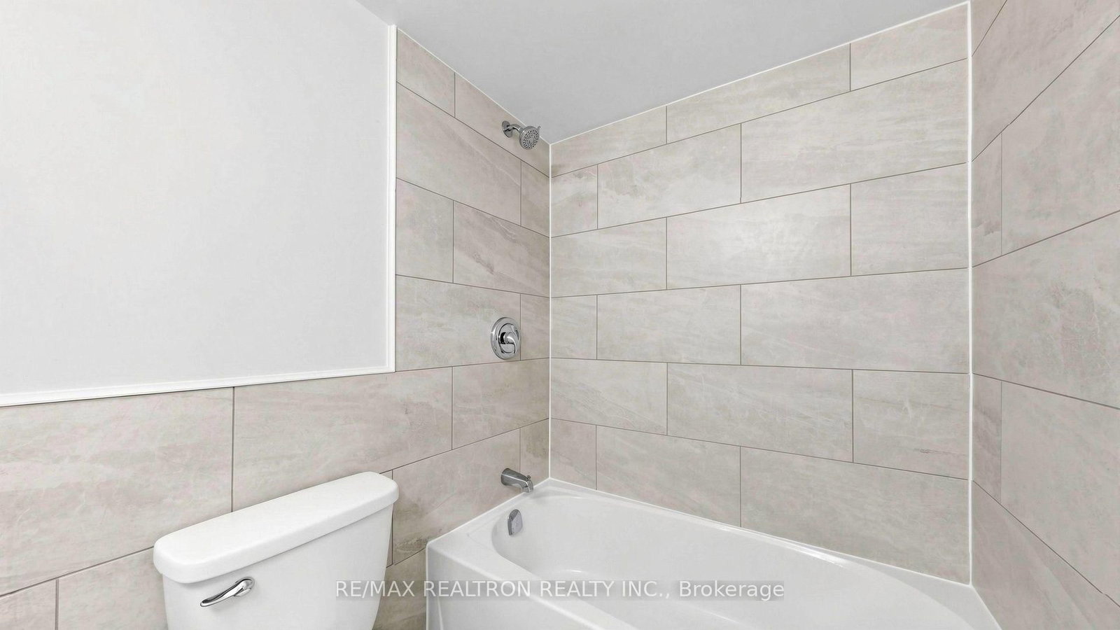 100 Wingarden Court • #1011 • Toronto, ON photo 31