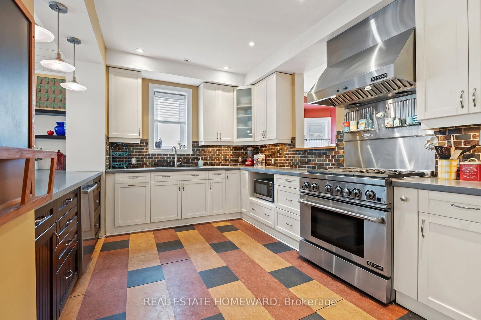 68 Elmer Avenue • Toronto, ON photo 14