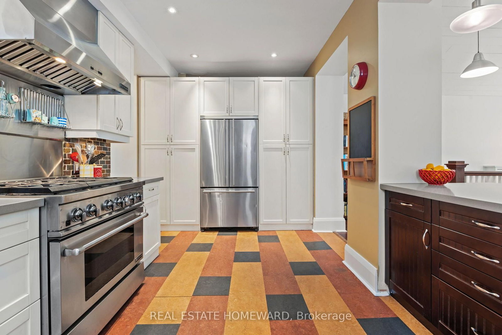 68 Elmer Avenue • Toronto, ON photo 17