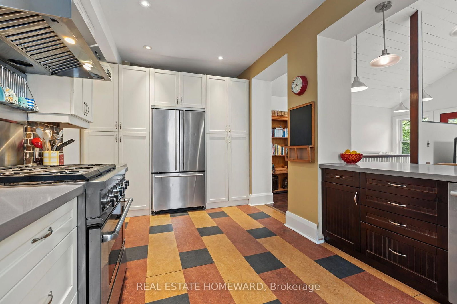 68 Elmer Avenue • Toronto, ON photo 18