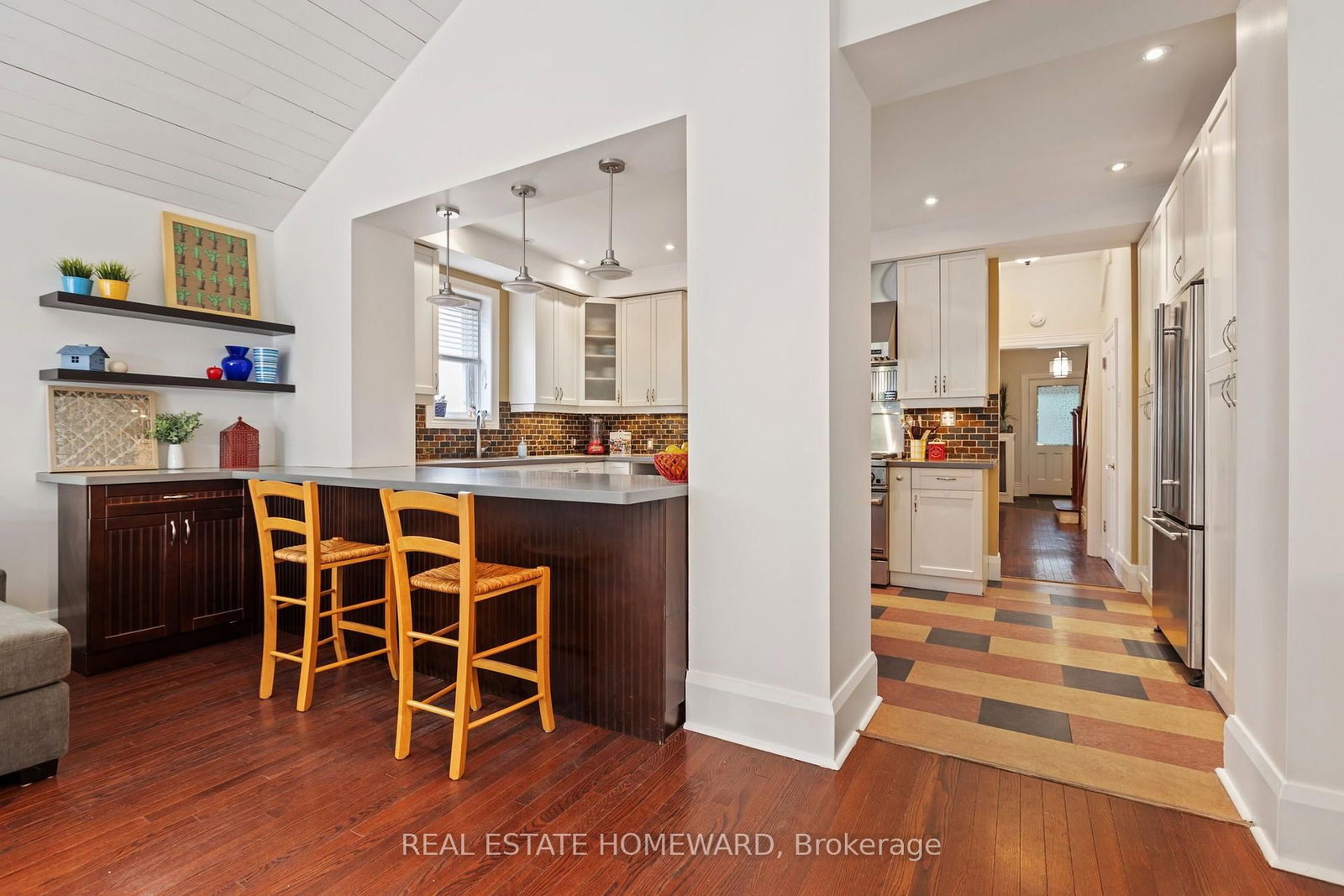 68 Elmer Avenue • Toronto, ON photo 19