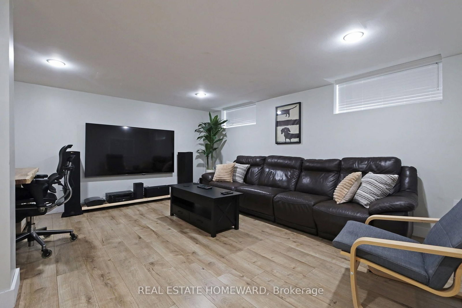 68 Elmer Avenue • Toronto, ON photo 41