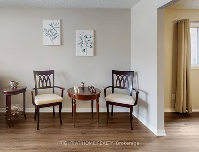 531 Steeple Hill • Pickering, ON photo 5