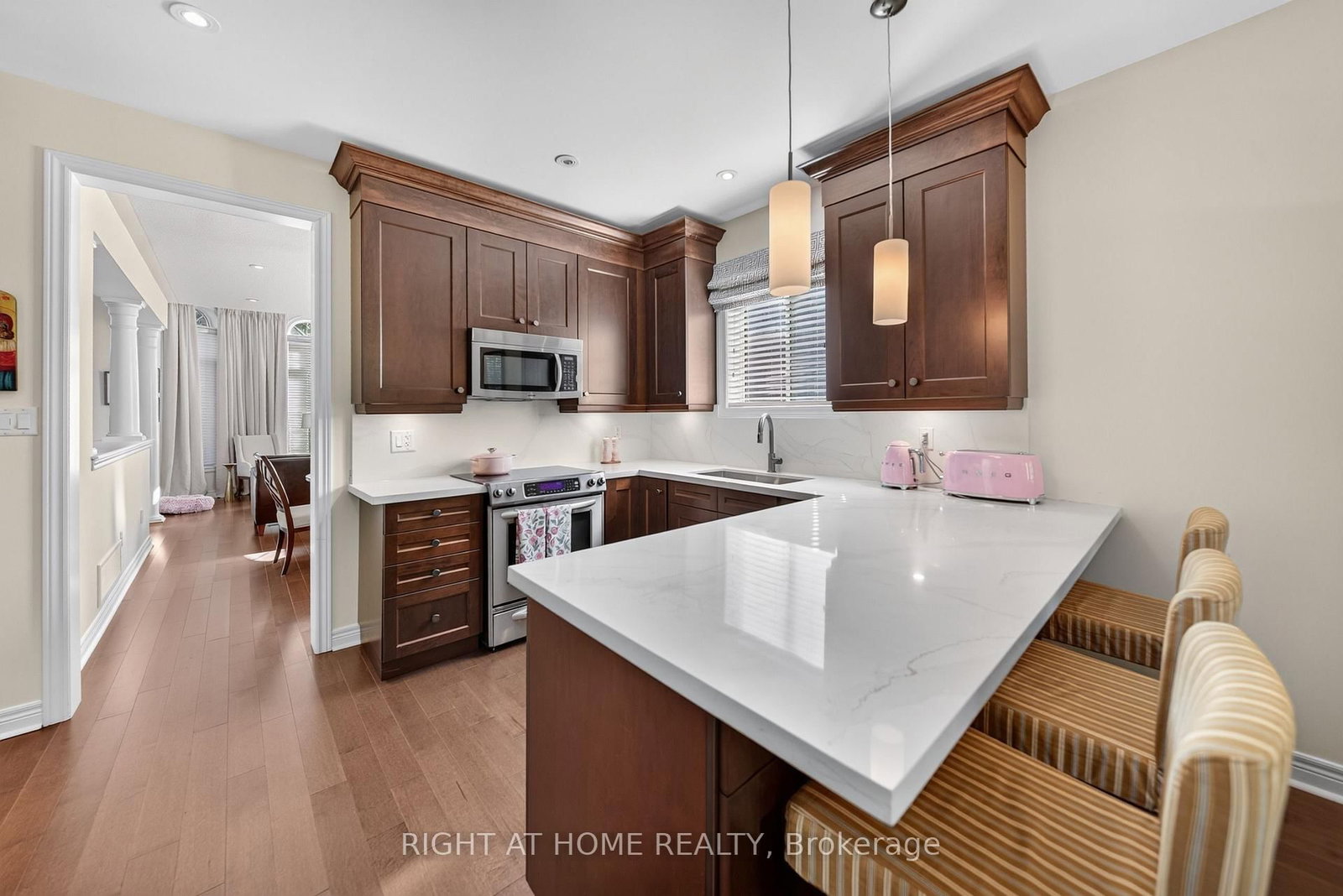 8 Branthaven Court • Whitby, ON photo 17
