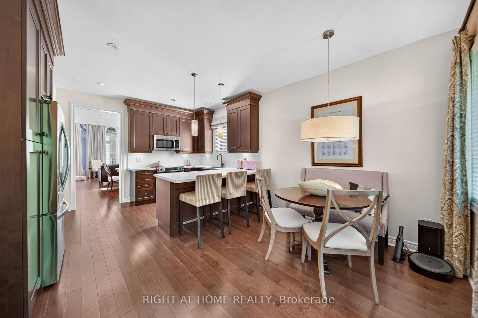 8 Branthaven Court • Whitby, ON photo 18