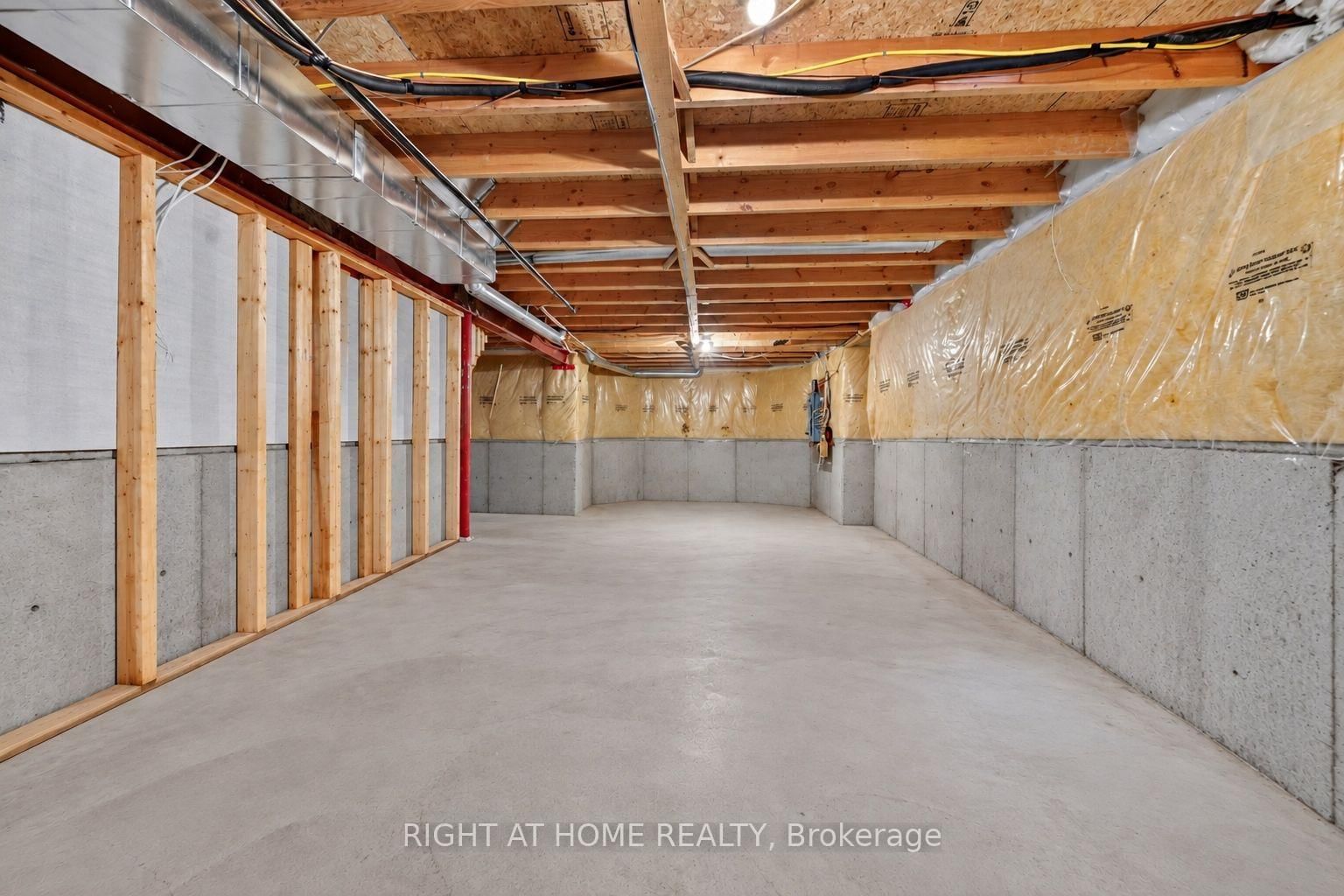 8 Branthaven Court • Whitby, ON photo 39