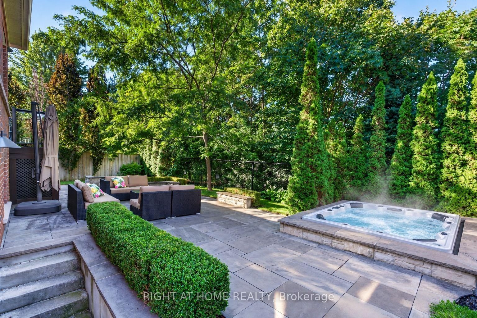 8 Branthaven Court • Whitby, ON photo 41