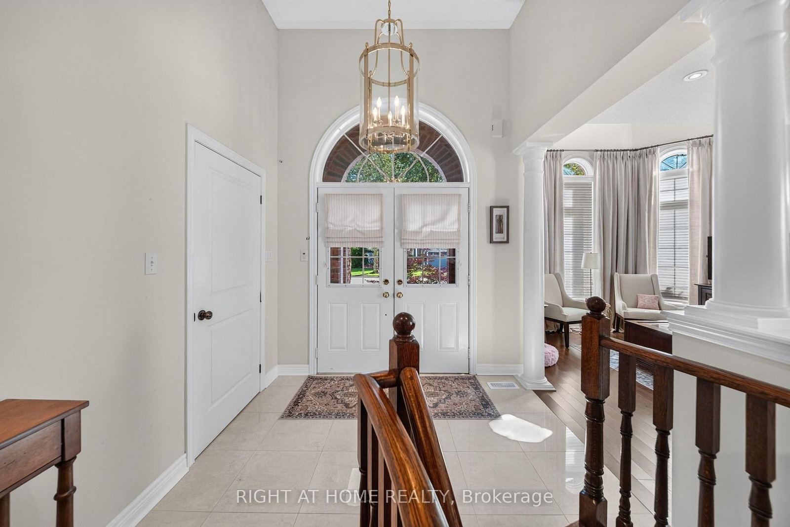 8 Branthaven Court • Whitby, ON photo 6