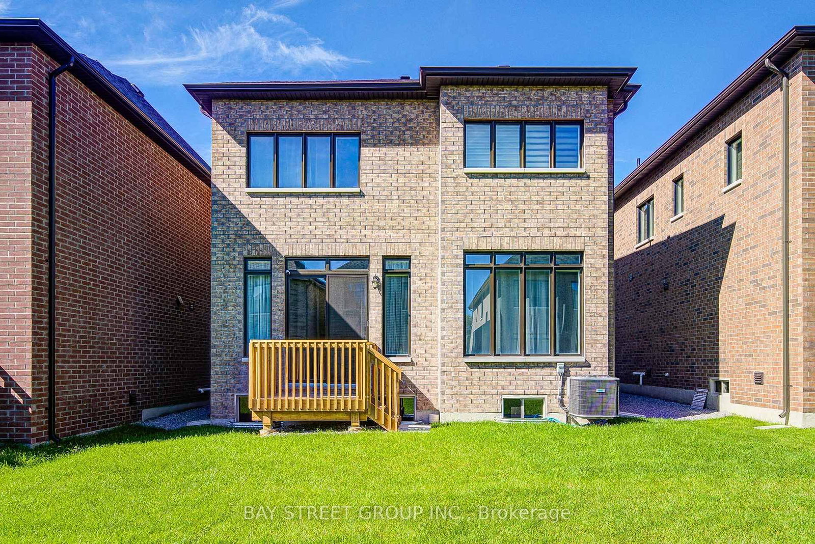 427 Coronation Road • Whitby, ON photo 95