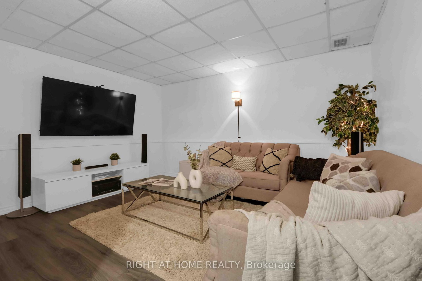 1055 Central Park Boulevard N • ##4 • Oshawa, ON photo 17