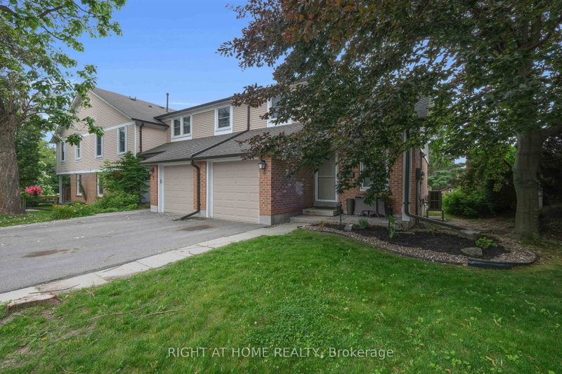 #4 - 1055 Central Park Boulevard N