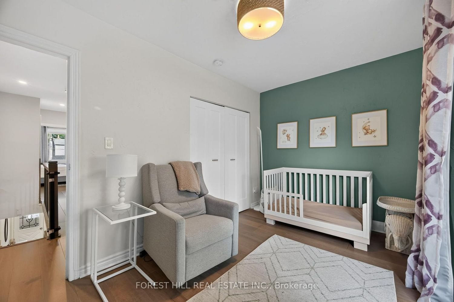 1040 Woodbine Avenue • Toronto, ON photo 24