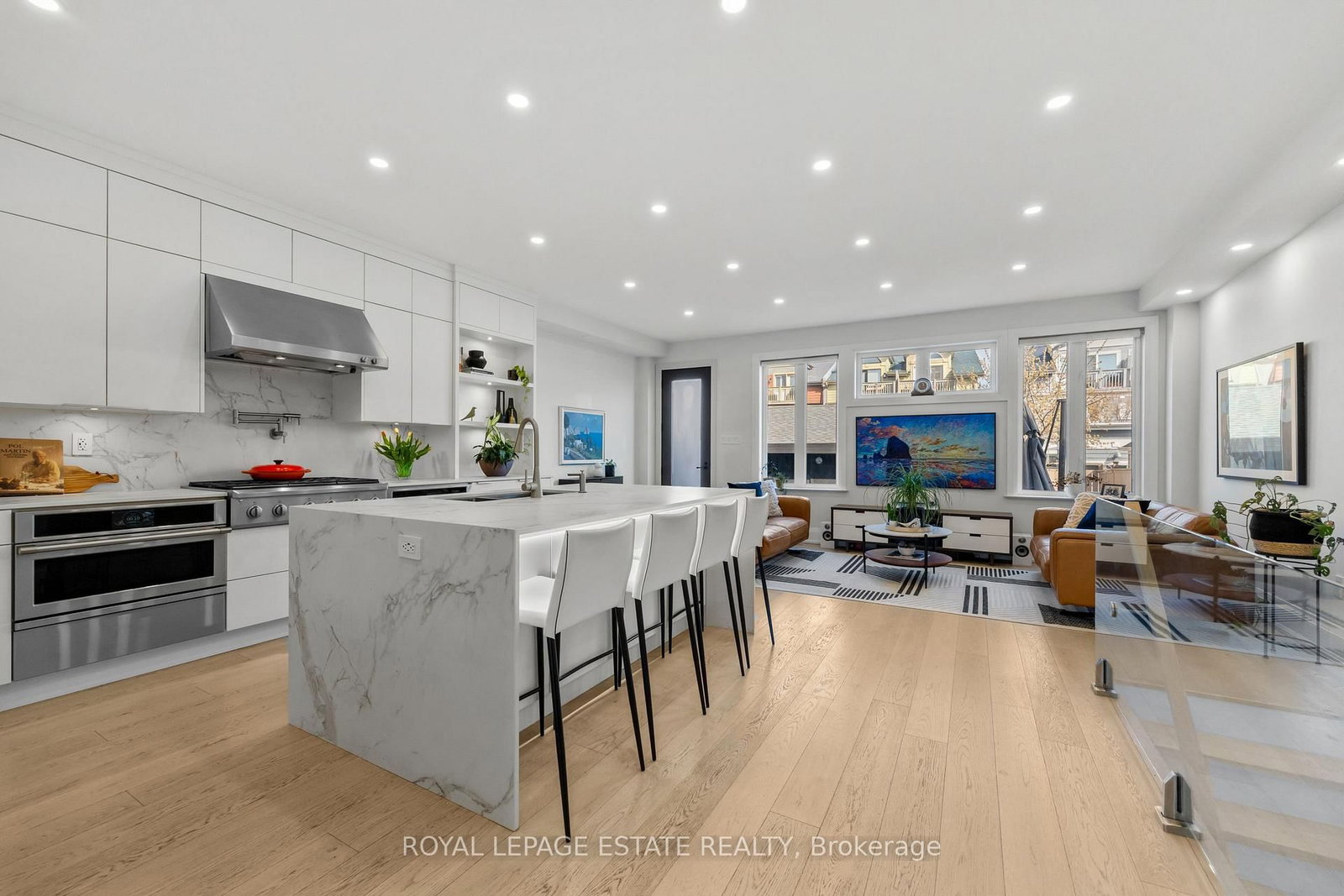 95 Boardwalk Drive • Toronto, ON photo 9