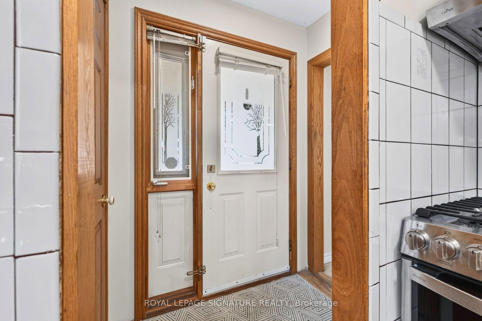 681 Balaton Avenue • Pickering, ON photo 8