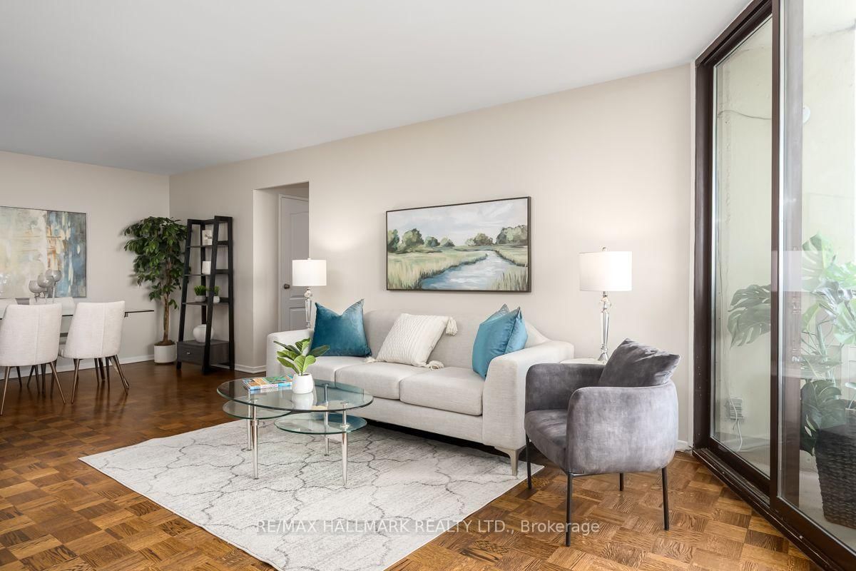 980 Broadview Avenue • #1201 • Toronto, ON photo 2