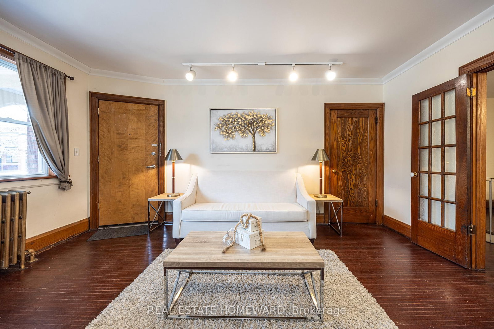 52 Wineva Avenue • #main • Toronto, ON photo 7
