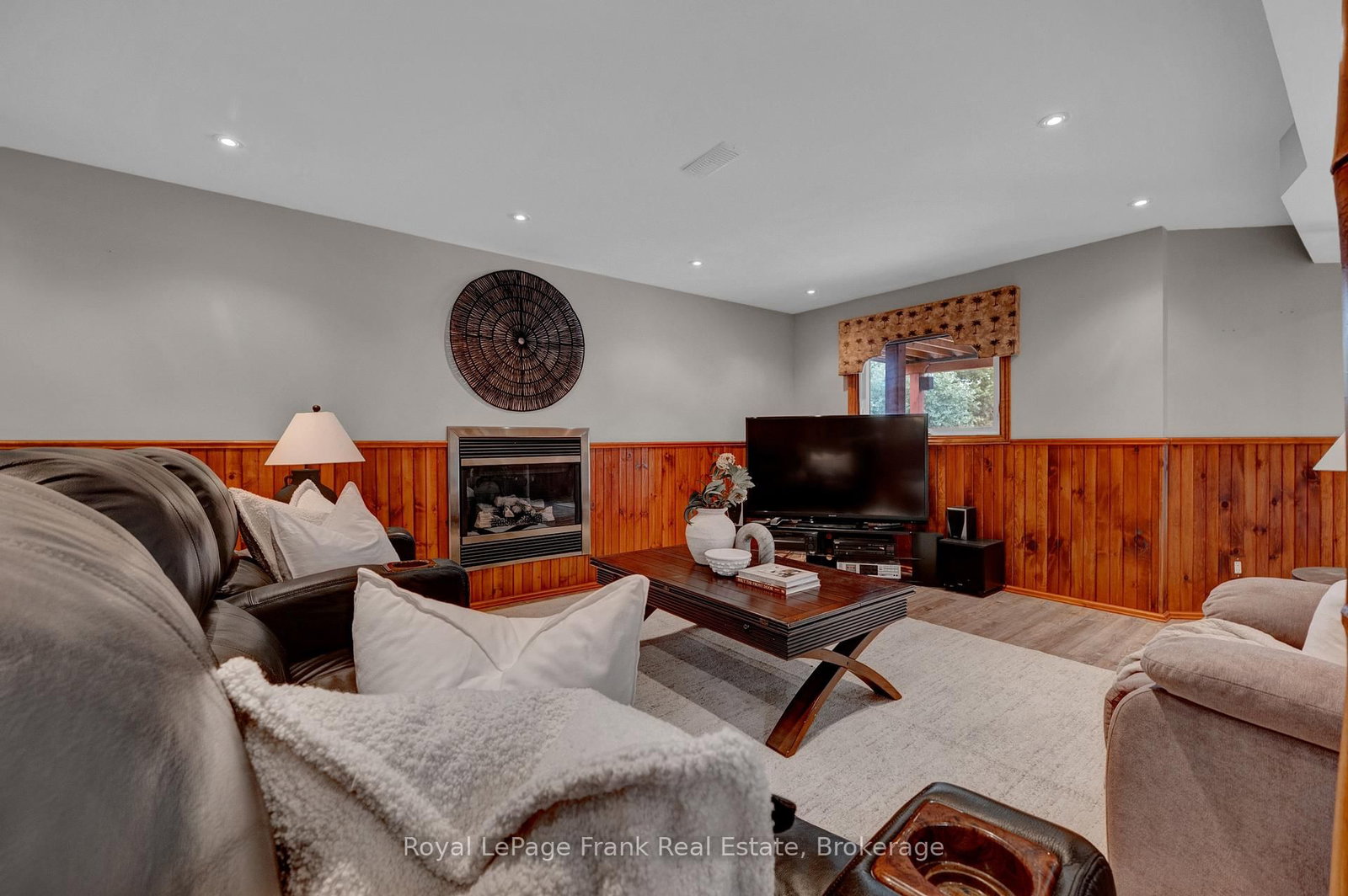 37 Living Court • Clarington, ON photo 39