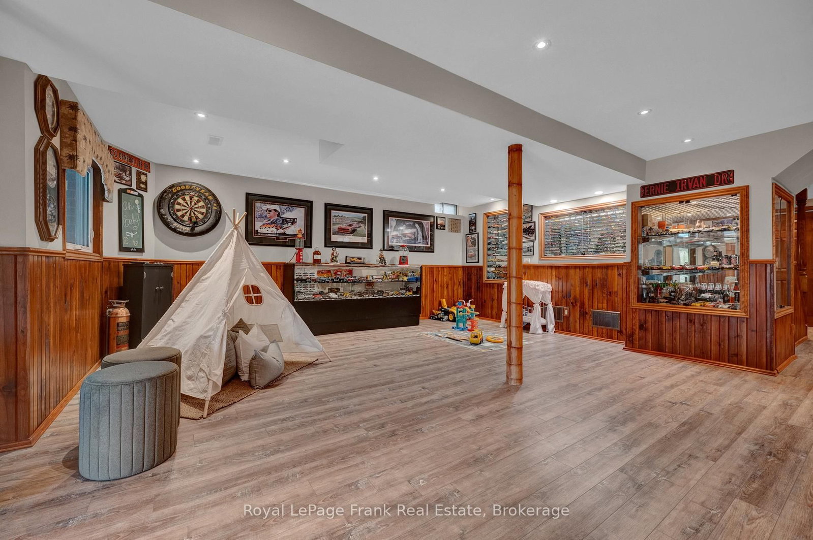 37 Living Court • Clarington, ON photo 40