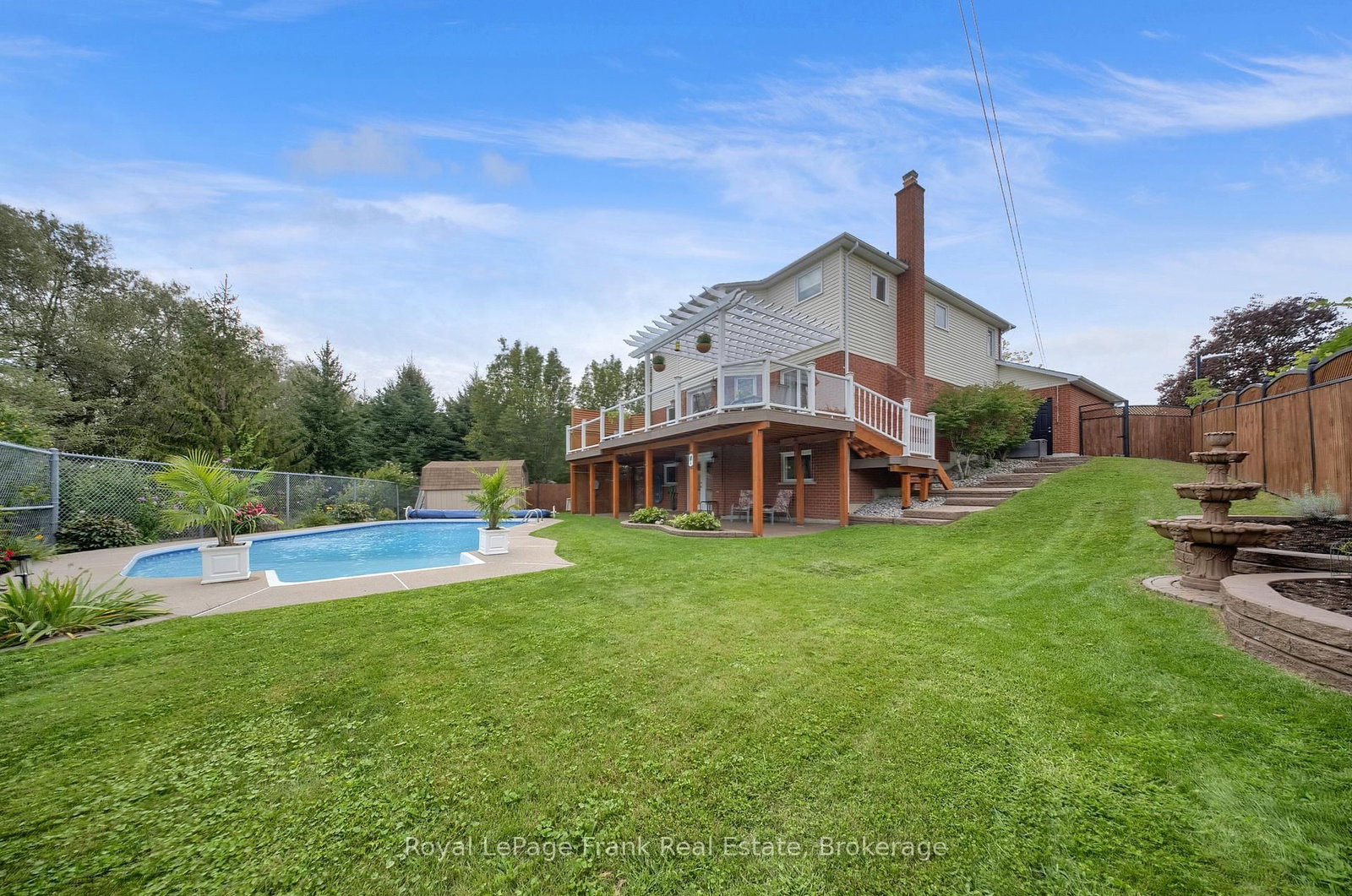 37 Living Court • Clarington, ON photo 44