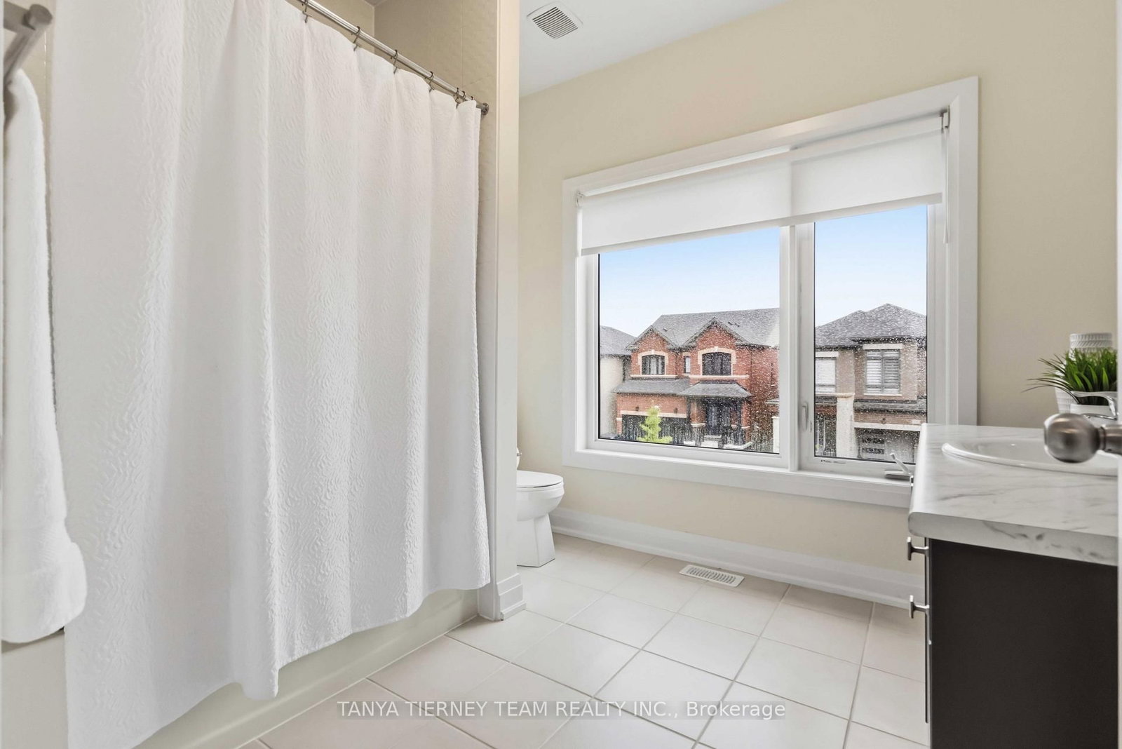 29 Vickery Street • Whitby, ON photo 42