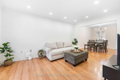 299 Delaney Drive • Ajax, ON photo 7