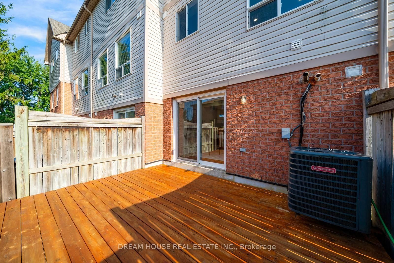 68 Mcgonigal Lane • Ajax, ON photo 32