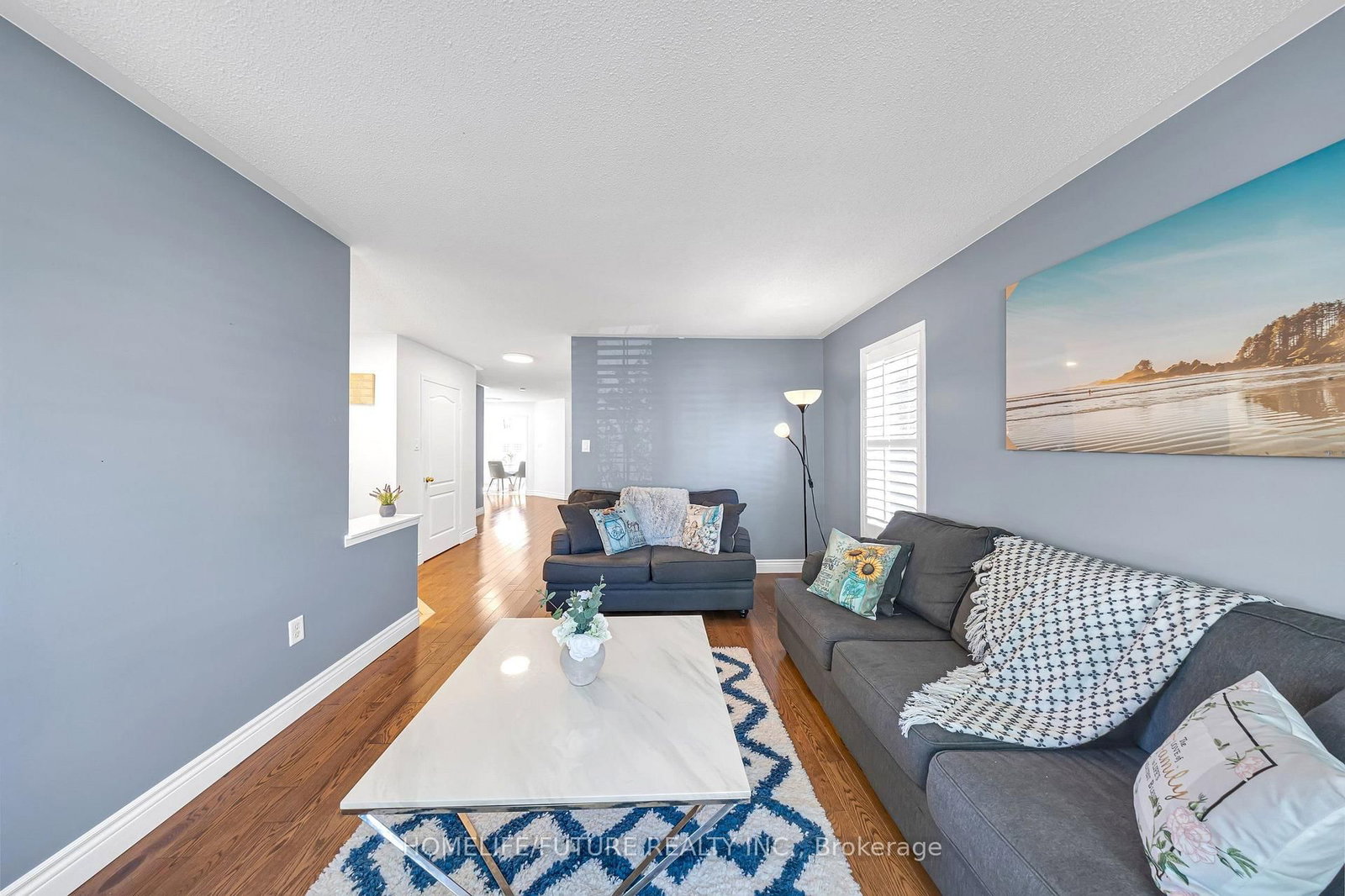 17 Grainger Crescent • Ajax, ON photo 4