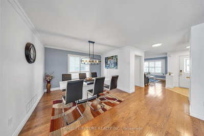 17 Grainger Crescent • Ajax, ON photo 8