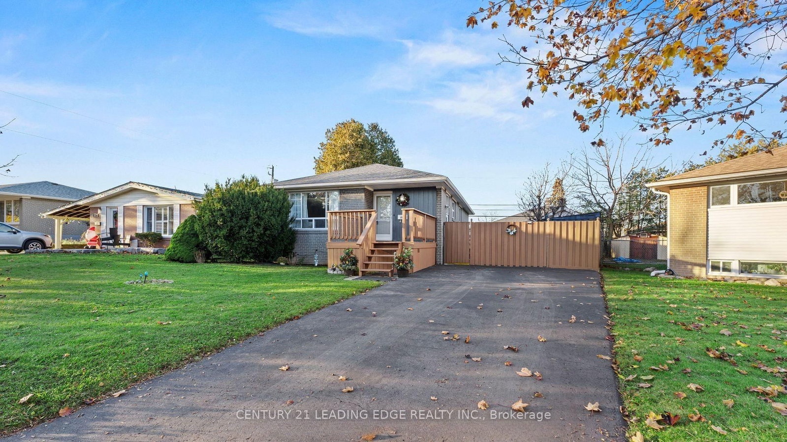 855 Zator Avenue, Pickering 3